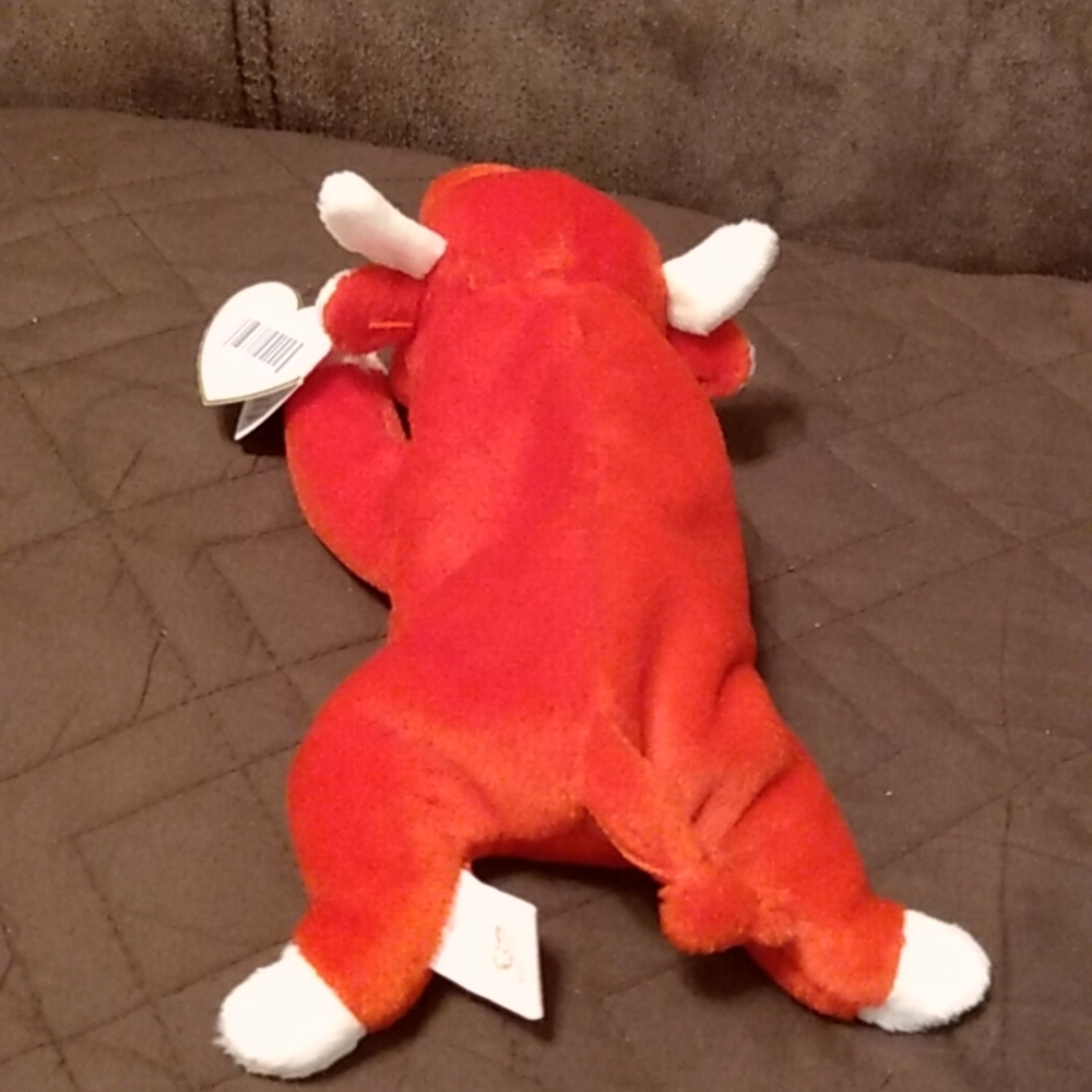RARE! Snort the Red Bull 1995 beanie baby in Mint condition - Picture 3 of 5